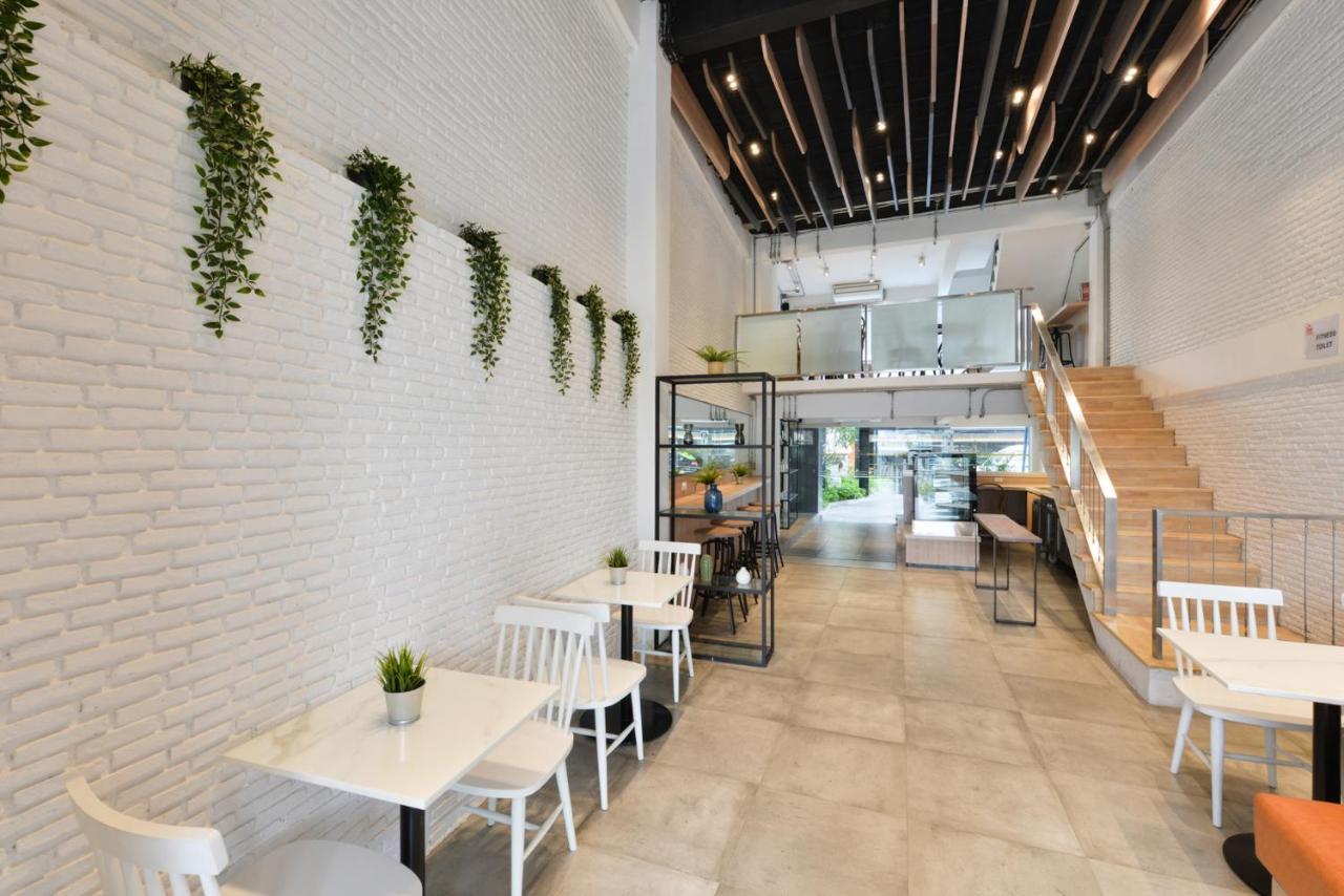 Aspira One Sutthisan Bangkok Exterior foto